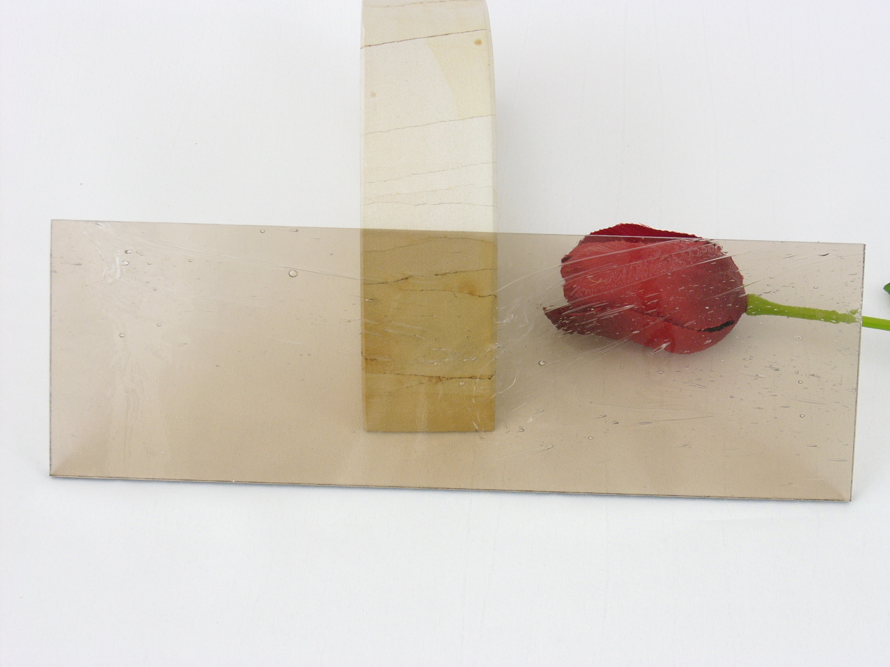 4 x Glas, 17,5  x 6,2 cm, rauchfarben, mit Struktur