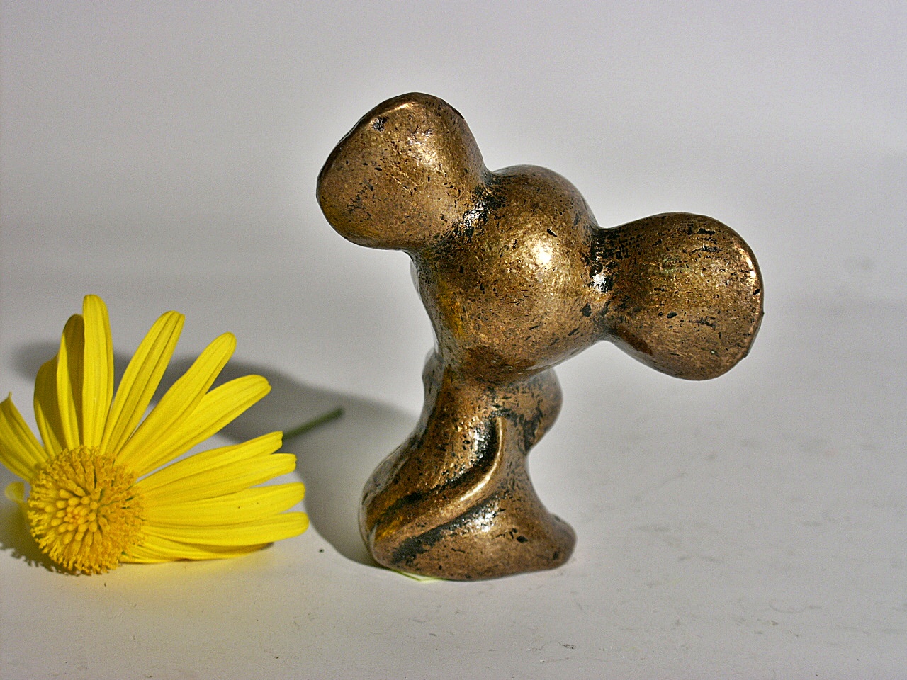 Maus aus Bronze