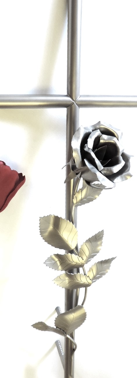 Edelstahlkreuz, mit Rosen, Grabschmuck, Kreuz, Grab
