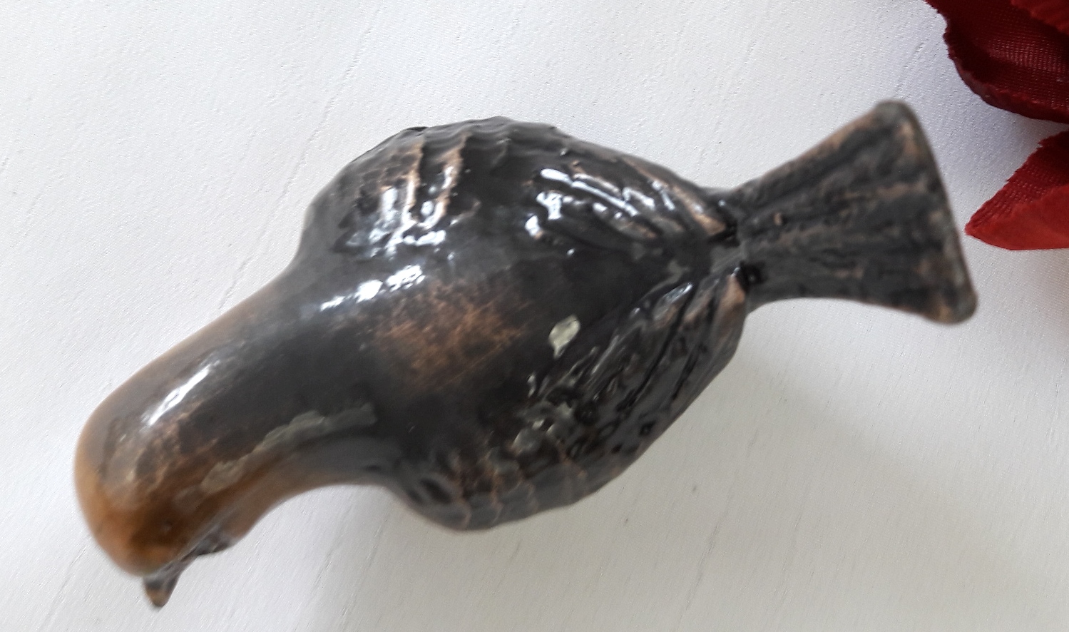 Grabgestaltung. Vogel. Bronze, Grabschmuck