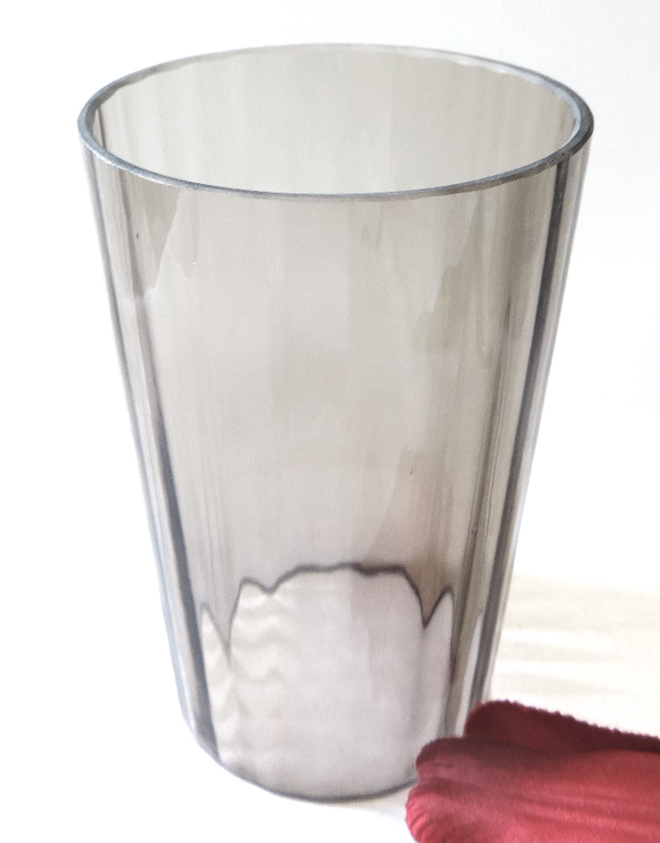 Glaskegel konisch  13,5 cm h, 9,1+7,3 cm Ø außen