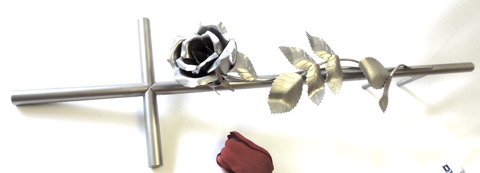 Edelstahlkreuz, mit Rosen, Grabschmuck, Kreuz, Grab