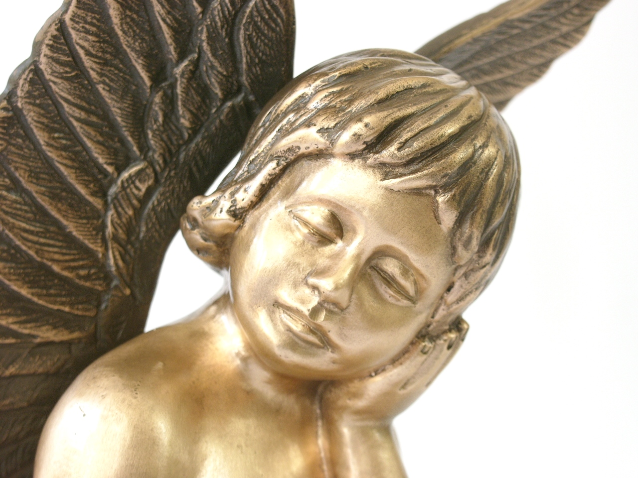 Engelfigur aus Bronze